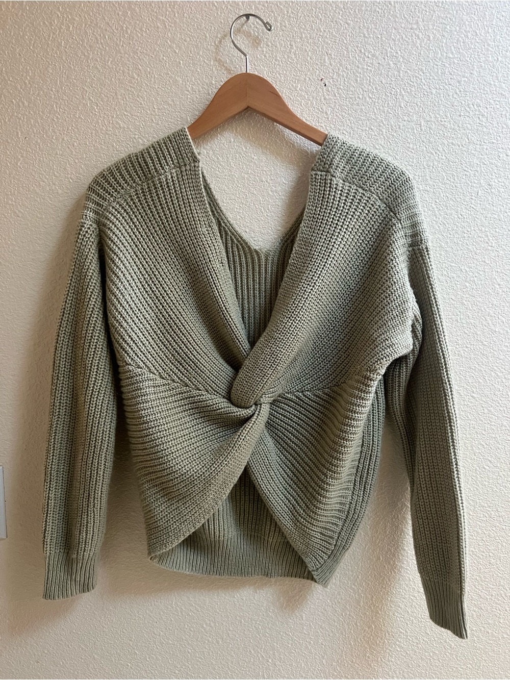 Love Tree Olive Green Twist-Front V-Neck Sweater